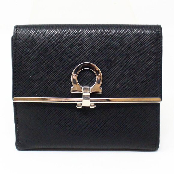 SALVATORE FERRAGAMO #31277 Black Saffiano Leather Gancini Wallet